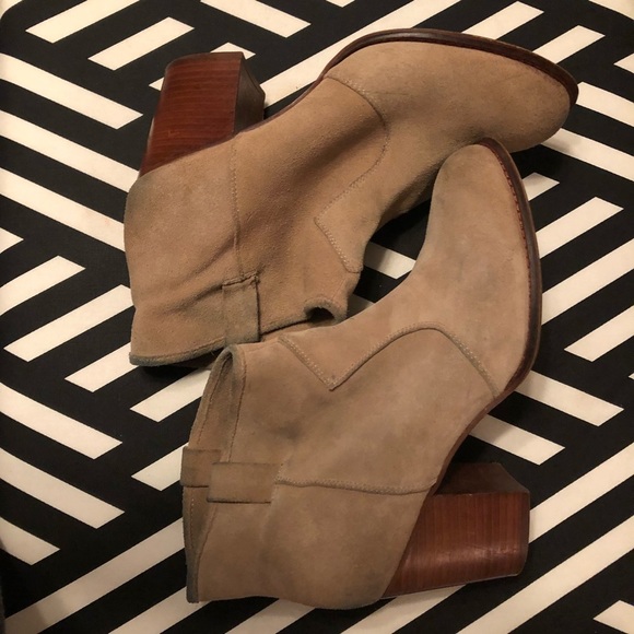 Splendid tan booties/boots - Picture 2 of 6